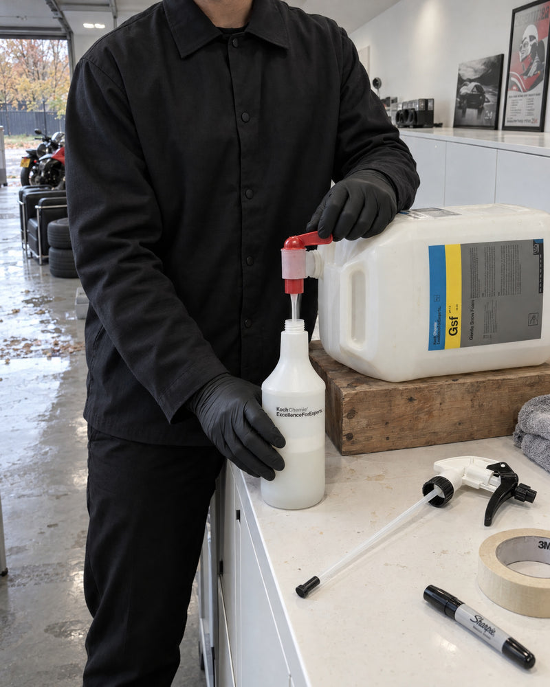 Detailing1 travaso — il rubinetto erogatore per taniche Koch-Chemie riempie Gsf nel flacone cilindrico HDPE 1000ml